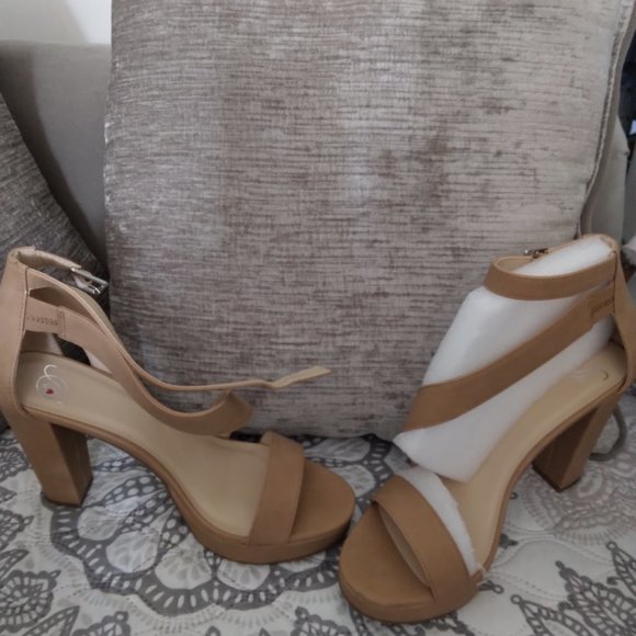 MY DELICIOUS SHOES PLATFORM HEELS - Picture 5 of 5